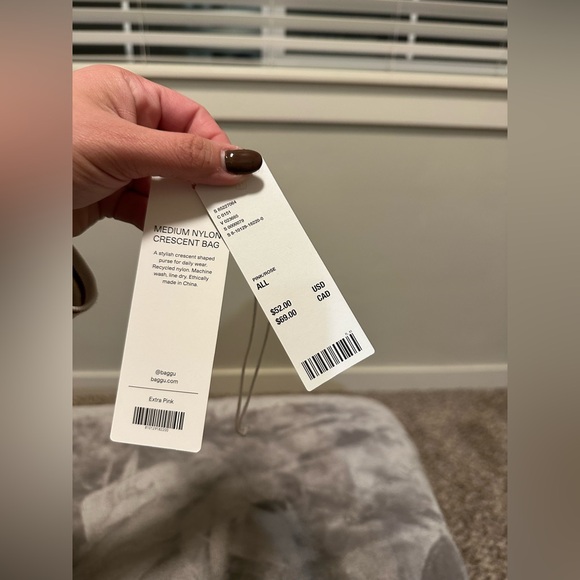 Extra Pink BAGGU medium crescent - Picture 6 of 6